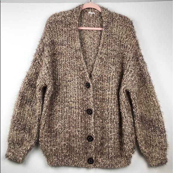 En Creme Sweaters - En Creme boyfriend cardigan tan/cream size L